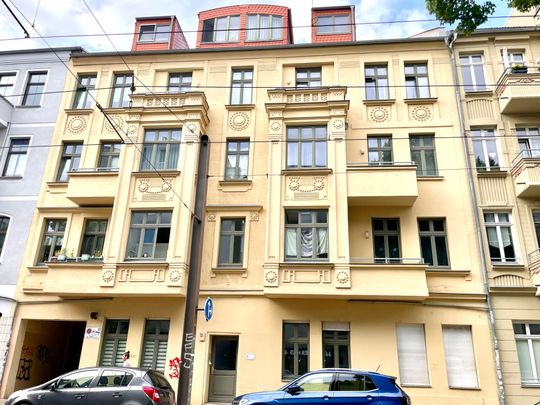Stadtoase mit Dachterrasse: Exquisite Wohnung in Magdeburg Stadtfeld Ost! - Foto 1