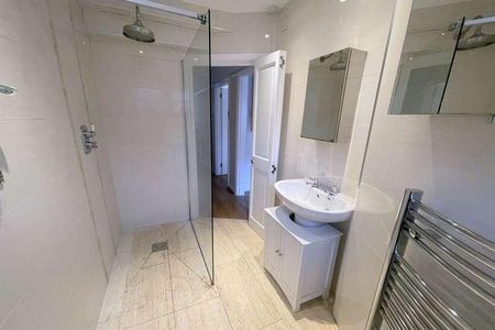 Vale Road, BN25 - Photo 4