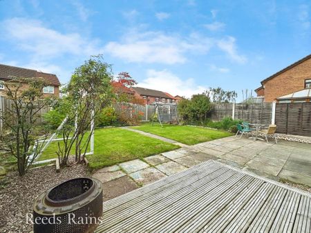 2 bedroom end of terrace house to rent - Photo 3