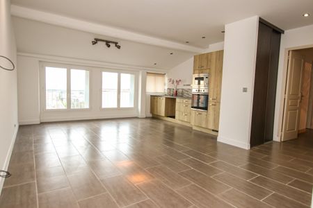 Location Appartement 3 pièces 63m² PUGET SUR ARGENS 83480 - Photo 2