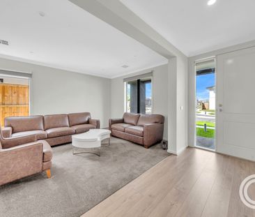 Grand Double-Storey Family Living in Delaray Estate - Photo 1