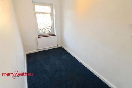 2 bedroom end of terrace house to rent - Photo 4