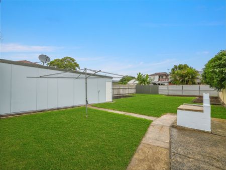 26 Cawley Street Bellambi NSW - Photo 3