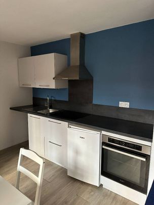 Beau studio meublé en location de 25,26m², situé rue de Fontenelle à Rouen, 490€ charges comprises - Photo 1