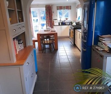 1 bedroom in a house share to rent - Photo 5