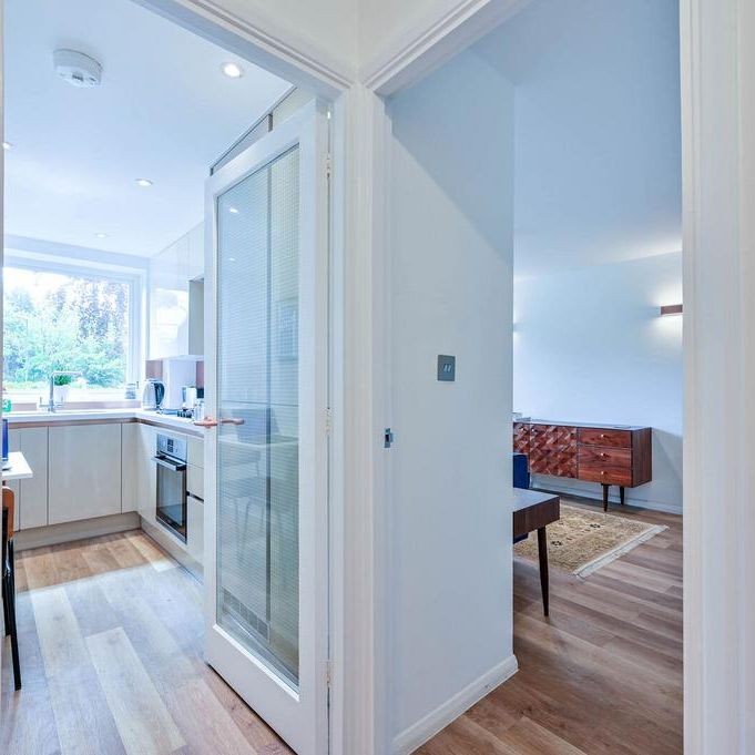 1 bedroom flat to rent - Photo 1