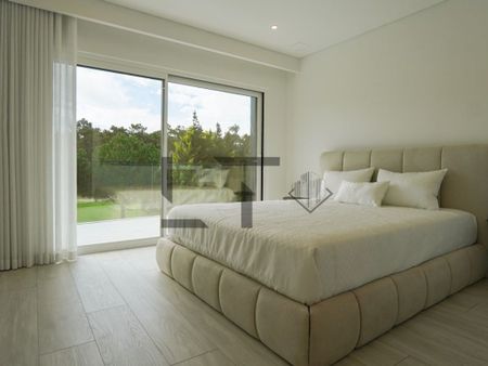 Luxury 4 room Detached House for rent in Herdade da Aroeira, Aroeira, Almada, Distrito de Setúbal - Photo 4