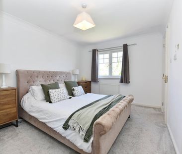 16 Castlepark Grove, AB51 0SN, Inverurie - Photo 6