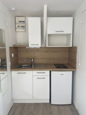Location Appartement 1 pièce 12m² LILLE 59000 - Photo 1