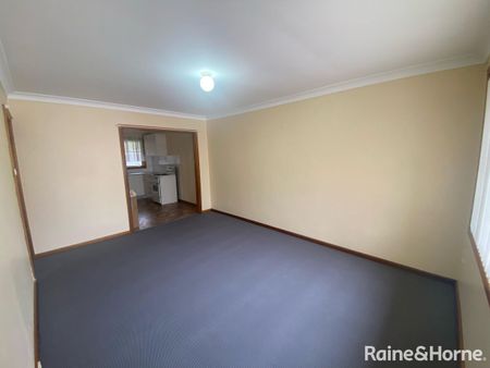 Cozy Two-Bedroom Unit in Farmborough Heights - Photo 3
