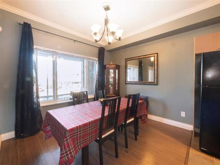 Newly Renovated Two Bedroom and Den Townhouse in Cloverdale - Photo 3