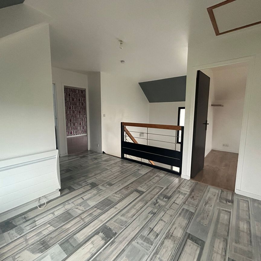 Location Maison 5 pièces 136m² - Photo 1