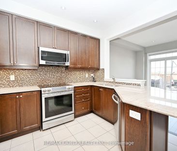For Lease - 12 Coastline Drive, Brampton, Ontario - Photo 4