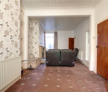 3 bed terraced house to rent in Warwick Street, Middlesbrough, TS1 - Photo 5