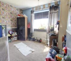 2 BEDROOM House - Mid Terrace - Photo 5