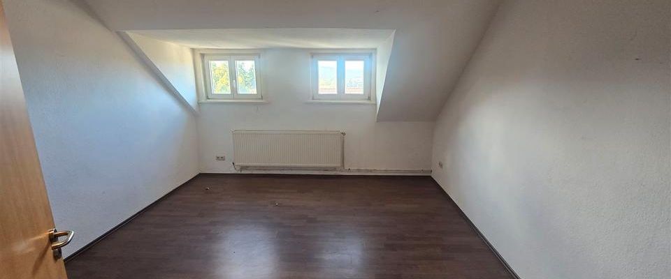 Gepflegte 2,5-Zimmer Wohnung in ruhiger Lage mit Gartenanteil - Foto 1