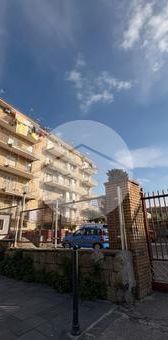 Multilocale in affitto - Photo 1