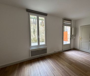 Location Appartement 1 pièce 22m² - Photo 5