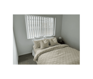 Spacious Family Home with a Large Covered Alfresco & Multiple Livin... - Photo 5