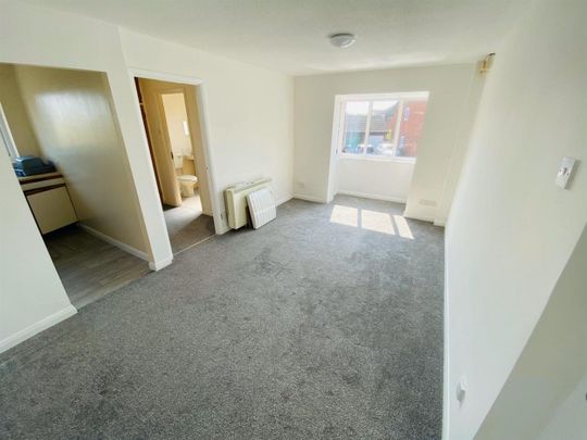 Godfrey Court, Longwell Green, BS30 - Photo 1