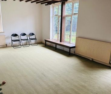 4 bedroom detached house to rent - Photo 1