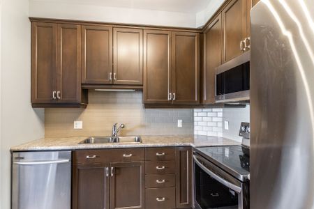 For Lease - 93 Sexton Crescent, Hamilton, Ontario - Photo 3