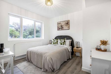 4 bedroom detached house to rent - Photo 5