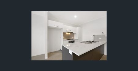 Contemporary Duplex Living in the Heart of Glass House Mountains - Photo 2