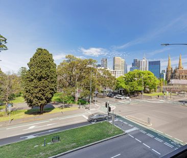Private luxury & effortless living in the heart of East Melbourne - Photo 6