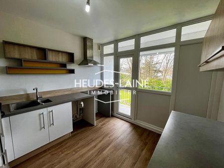 Location Appartement 4 pièces 68m² AVRANCHES 50300 - Photo 4