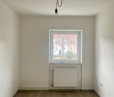 2-Zimmer-Wohnung mit Tageslichtbad und Balkon - Photo 1