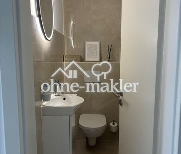 Lichtdurchflutete teilmöbilierte Stadtwohnung - Foto 1