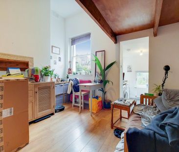 Studio to rent - Photo 6