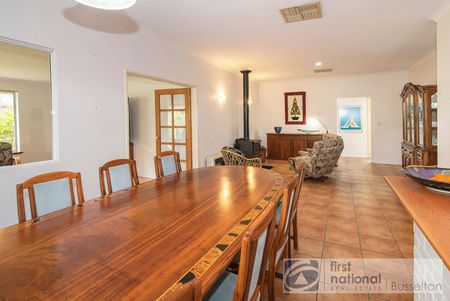 For Rent - Large Cloisters Home with Shed - Photo 4