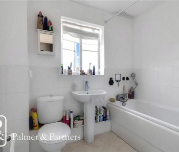 2 bedroom coach house to rent - Photo 5