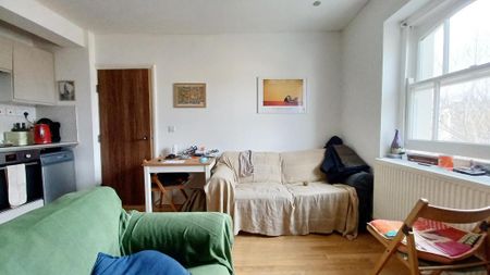 2 bedroom barn conversion to rent - Photo 3
