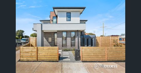 Great Townhome Wont Last – Allagents – Alltenants - Allaccess - Photo 3