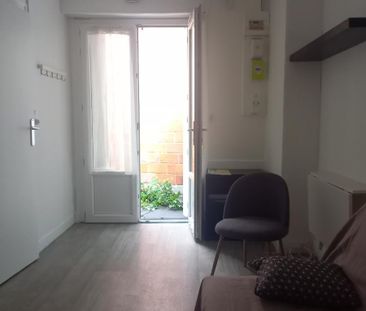 Location Appartement 1 pièce 16m² BORDEAUX 33000 - Photo 2