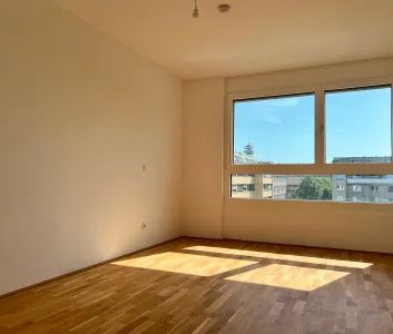 Top 2-Zimmer Wohnung mit neuer Küche & Loggia- 9min in die Innenstadt - ab sofort - Foto 3