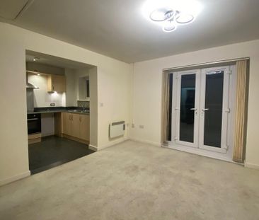 2 bedroom flat to rent - Photo 6