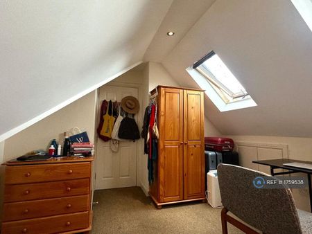 2 bedroom flat to rent - Photo 5