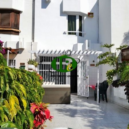 Bungalow auf 2 Ebenen mit Terrasse und 2 Schlafzimmern und 2 Bädern - Photo 4