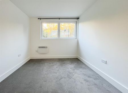 Flat 48, 4 Martin Court, Hastings, TN34 1EF - Photo 4