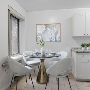 117 Old Forest Hill Road & 725 Eglinton Avenue West - Photo 2