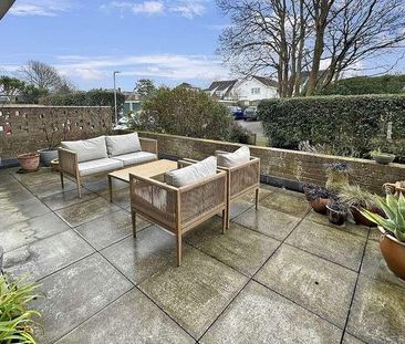 Lymington Road, Highcliffe, Dorset, BH23 - Photo 2