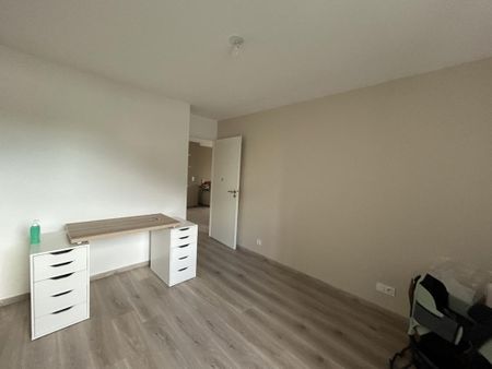 Location Appartement 3 pièces 62m² BONNEVILLE 74130 - Photo 5