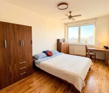 Ideální Nabídka Pronájmu: Světlý a Komfortně Zařízený Byt 2+kk s ba... - Photo 4