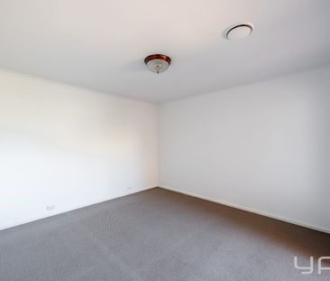 Central Ease - Photo 2