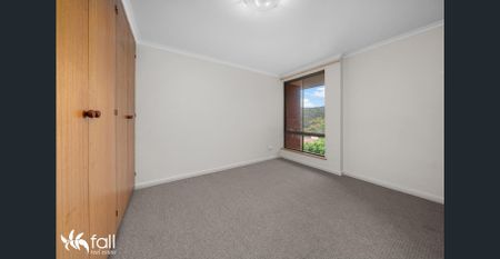 Modern Living in the Heart of South Hobart - Photo 3