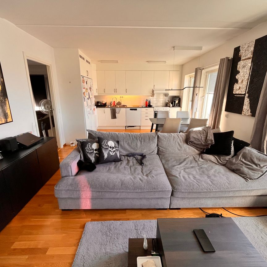 Timvinkelvägen, Haninge - Photo 1